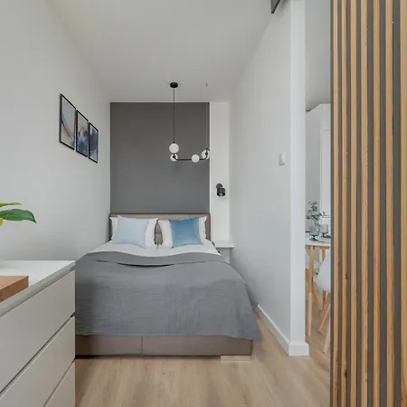 Modern & Cozy Przedmiejska In By Renters * Wrocław
