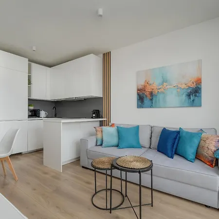 Apartment Modern & Cozy Przedmiejska In By Renters