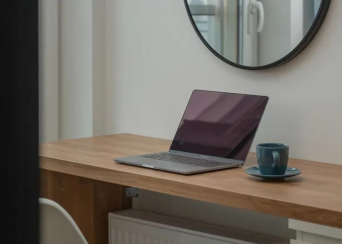 Apartamento Modern & Cozy Przedmiejska In By Renters *