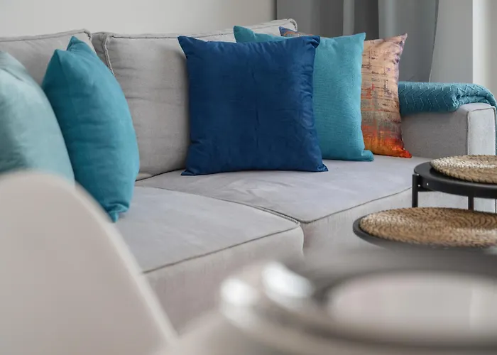 Apartamento Modern & Cozy Przedmiejska In By Renters *